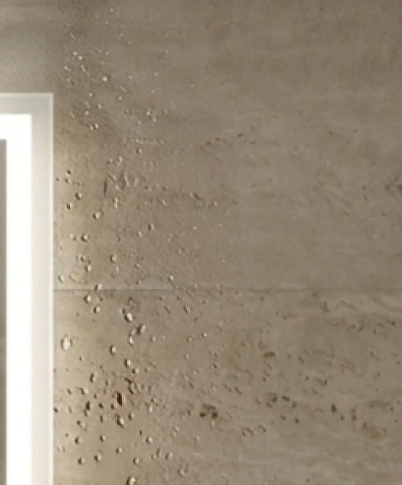Anti-fog — A built-in heating element. No more wiping down.